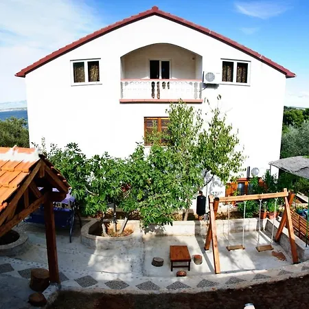 Apartments Kali * Kali